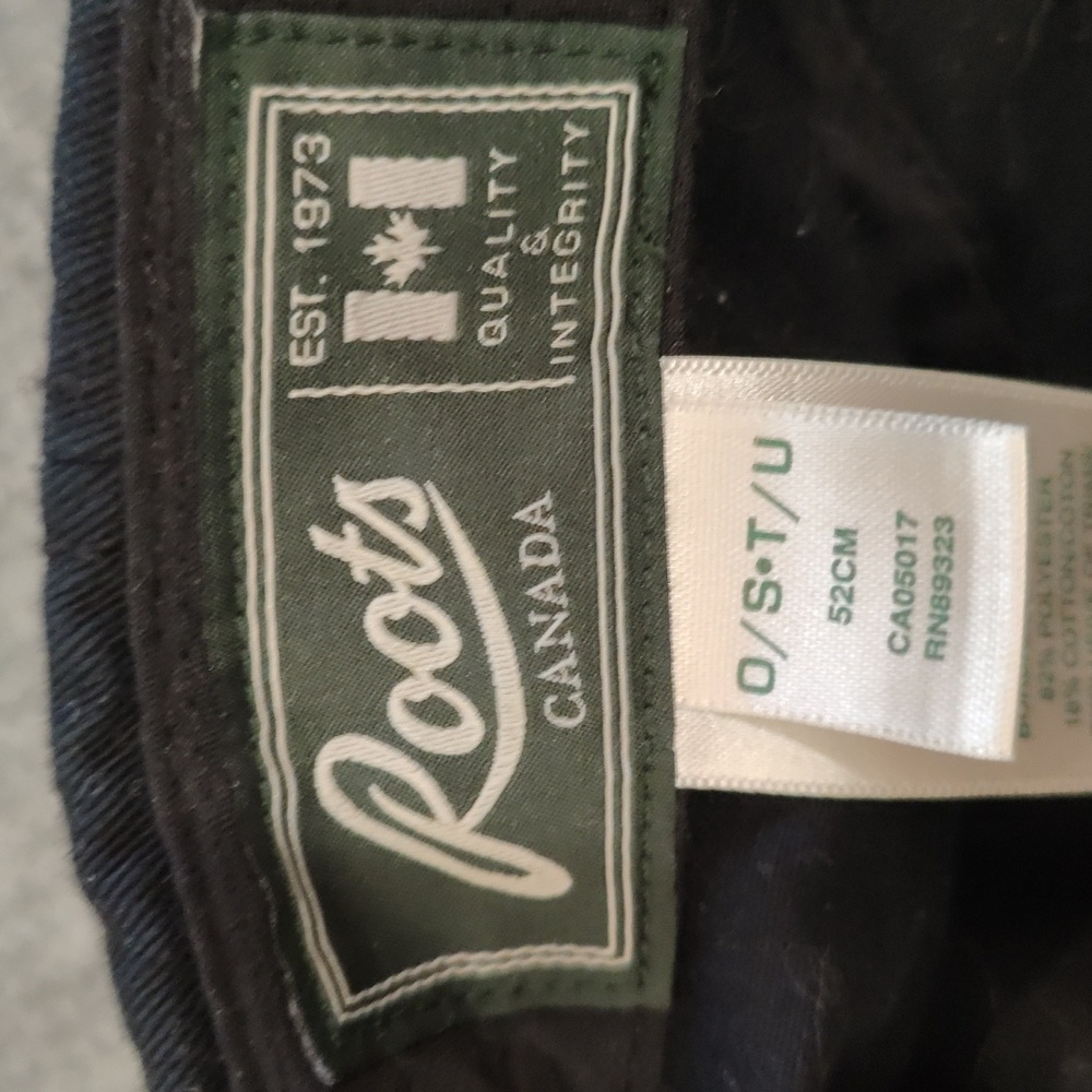 Roots Cap - Picture 3 of 4